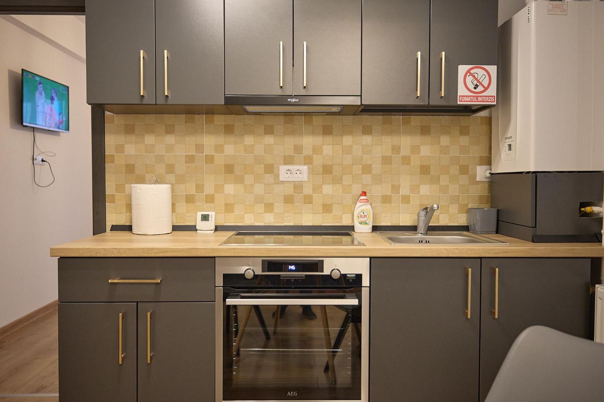 Cozy Collection Apartments At Palas Mall ยาช ภายนอก รูปภาพ