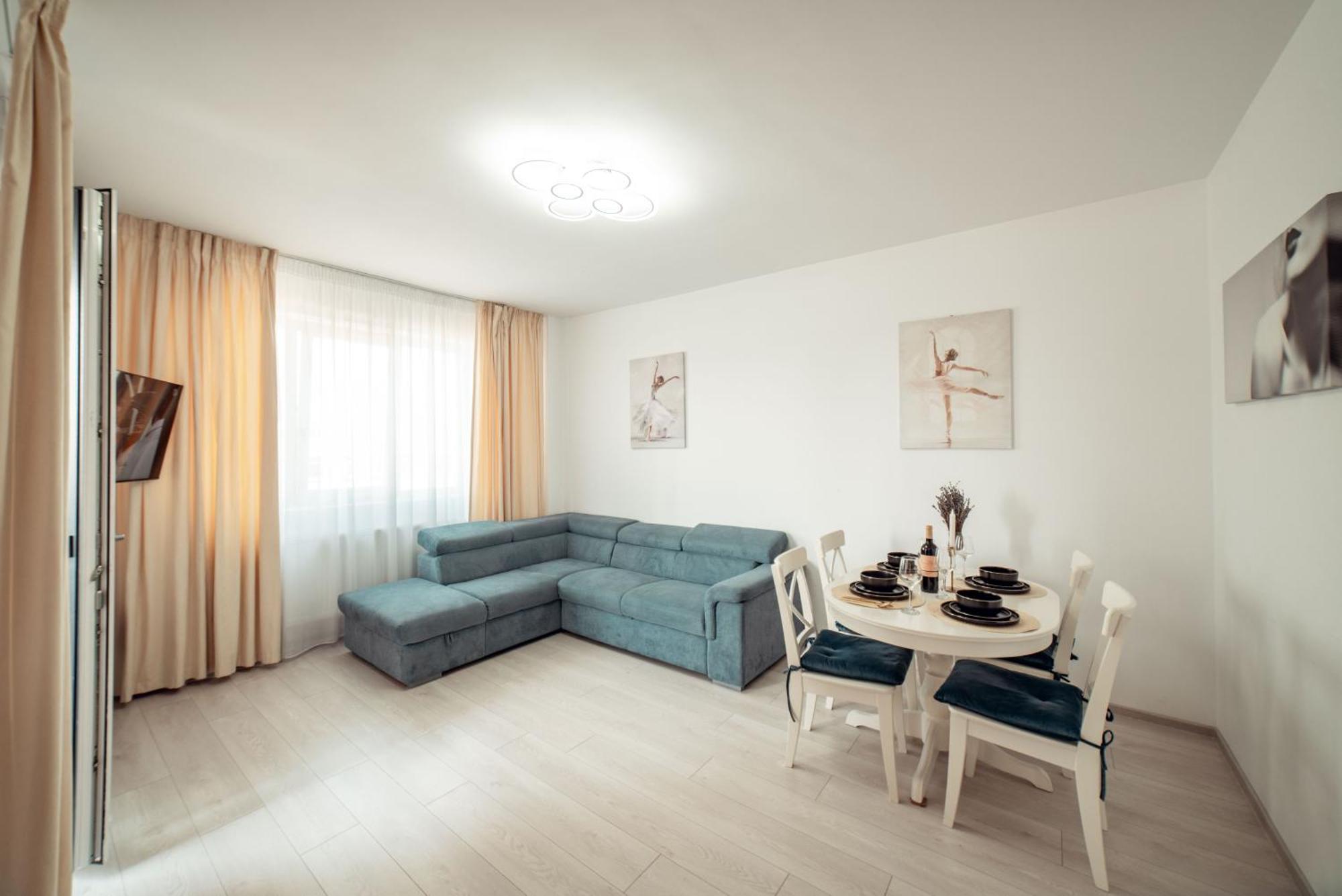 Cozy Collection Apartments At Palas Mall ยาช ภายนอก รูปภาพ